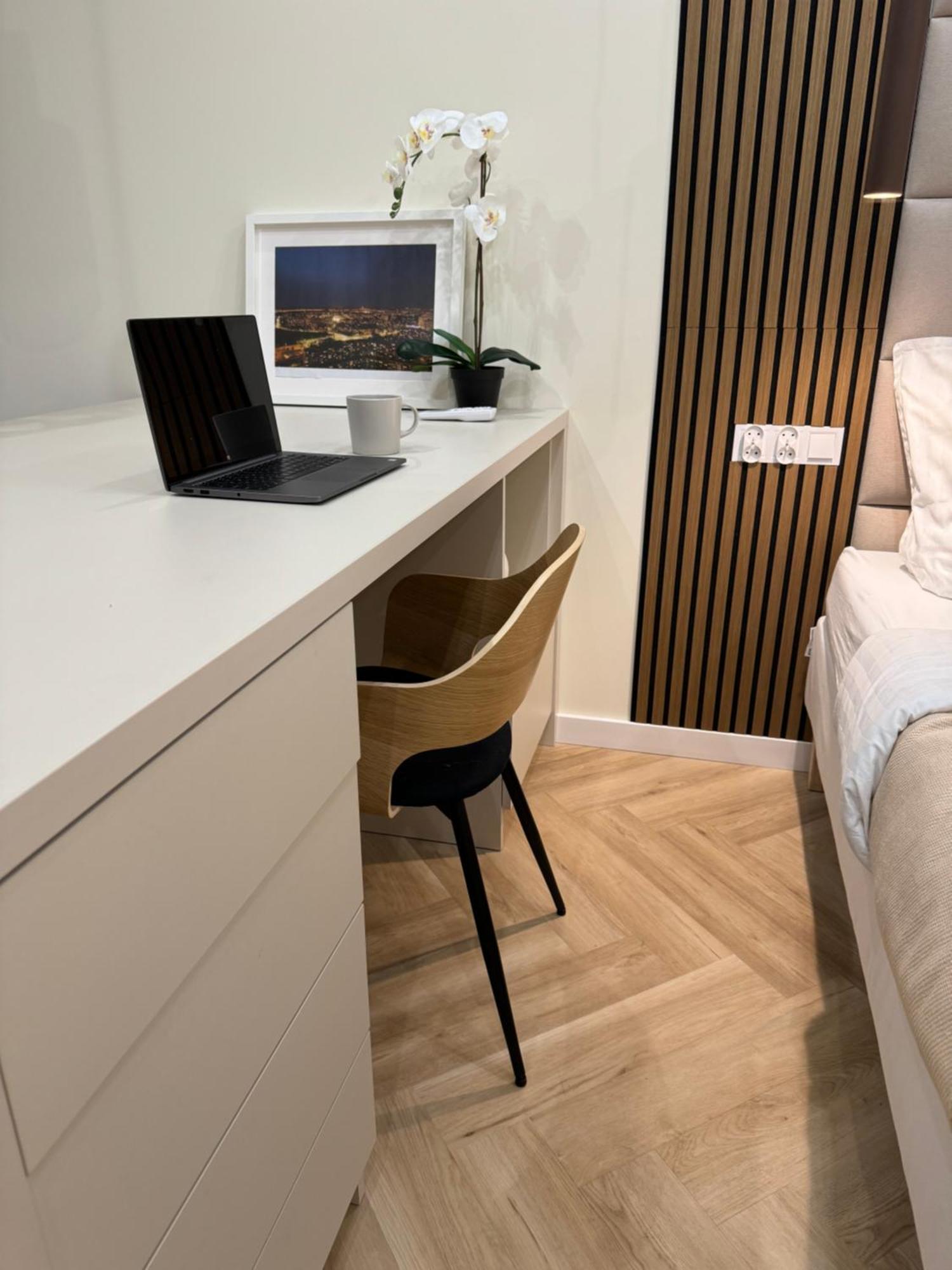 Centrum Taras Widokowy "Wroclaw Panorama" Apartment Екстериор снимка